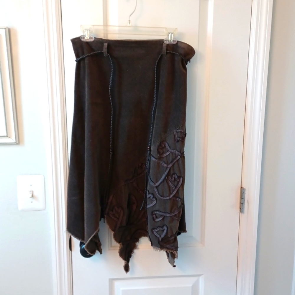 Women's Corduroy Hankerchief Skirt - Germany